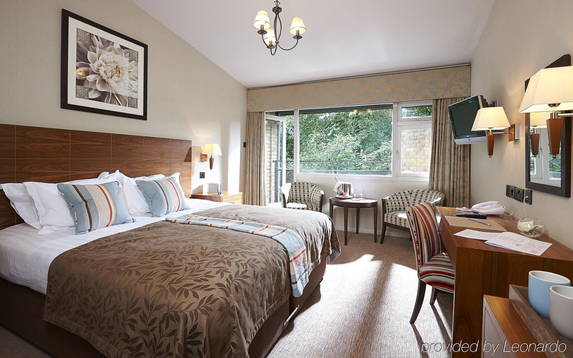 Potters Heron Hotel Romsey Ngoại thất bức ảnh